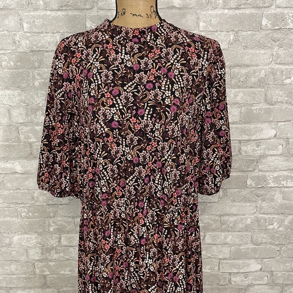Leota Miranda Floral Midi Dress - Picture 3 of 11